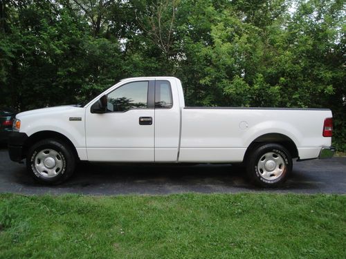 2006 ford f150 xl 2 wd 8 foot bed/box ac cruise tow package clean ready to go!