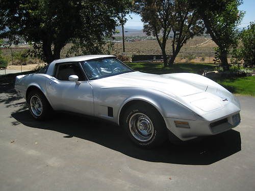 1981 corvette stingray. silver exterior, gray interior..immaculate condition!!!