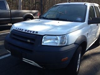 2002 land rover freelander  se 4 door for parts does not run. sold as is.