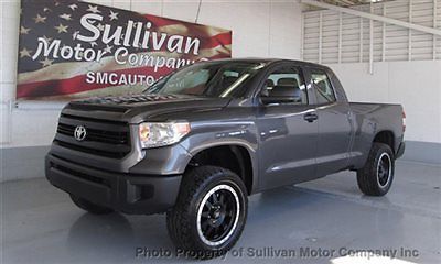 2014 toyota tundra 4x4 double cab with only 425 miles like new
