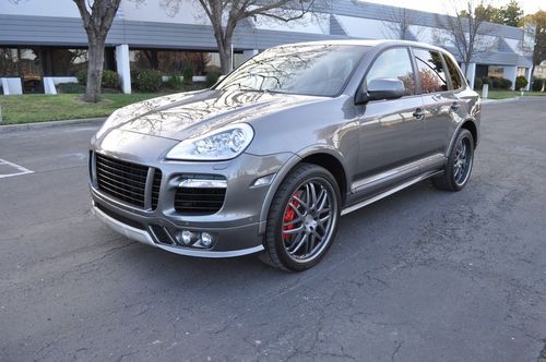 2009 porsche cayenne turbo s 4.8 clean carfax bose moon roof i-pod hre loaded