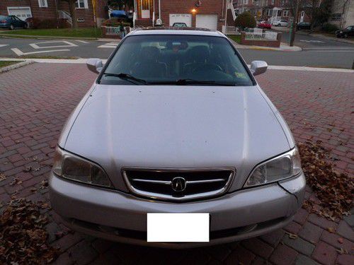 Acura 3.2 tl xenon lights, clean carfax !! (only two owners, no reserve!!!)