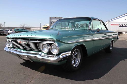 1961 chevy impala bubbletop 348/700r4 ps pdb posi ac mp3 factory arbor green
