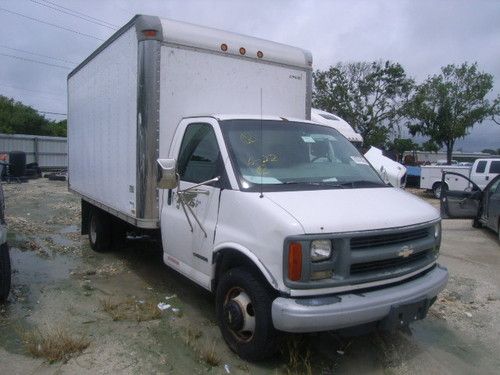 1997 chevrolet express 3500 base cutaway van 2-door 5.7l box truck /moving truck