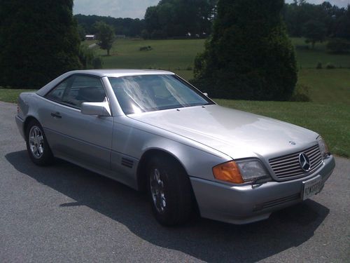 500sl convertible with removable hardtop, good condition, silver, chrome wheels