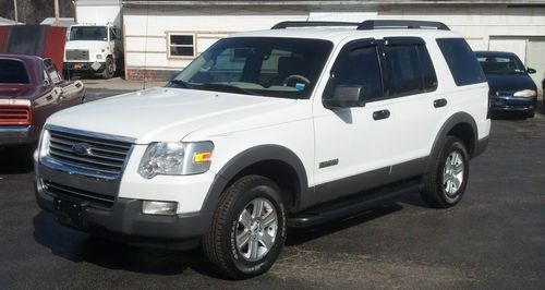 2006 ford explorer xlt 4x4 leather very nice low reserve and buy it now