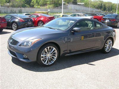2012 g37 sport coupe 6 speed manual, navigation,bose,roof,spoiler, 8439 miles