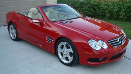 Mercedes benz 2004 sl 500 red only 2300 miles!!