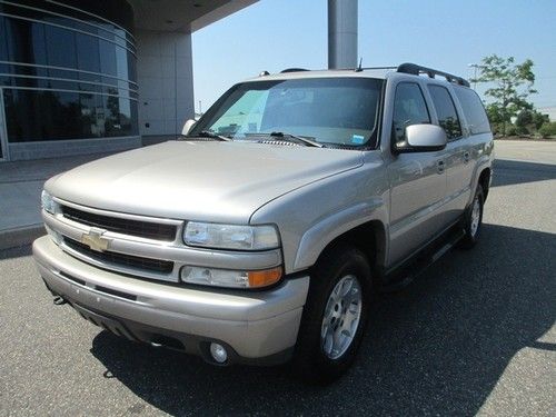 2004 chevrolet suburban z71 4x4 fully loaded 1 owner extra clean