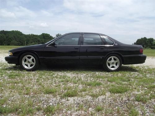 1996 cheverolet imapla  ss caprice 2nd owner black 72000 miles excellent conditi