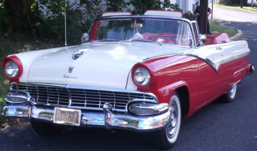 *mint* 1956 ford fairlane sunliner convertable coupe with continental kit