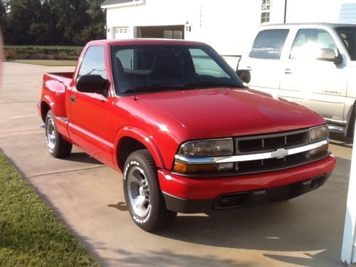 2003 chevy s10 red sportbed