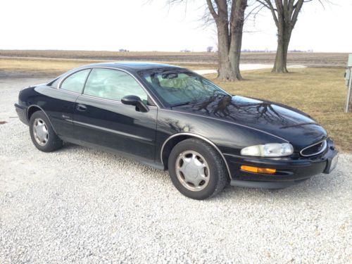 1999 buick riviera base coupe 2-door 3.8l