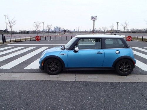 2005 mini cooper s supercharged 74k. miles extras