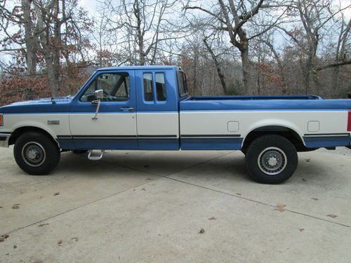 1991 ford f250 xlt extended cab 1 owner 99,000 original miles clean like new!!!