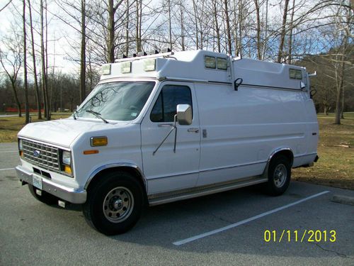 1991 ford e350 extended van / former ambulance