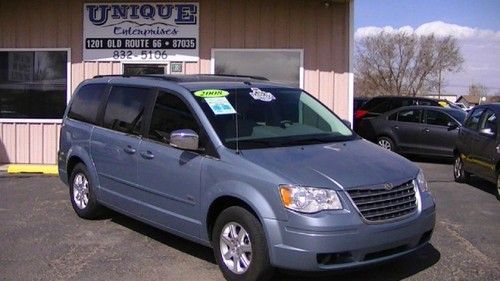 2008 chrysler town and country 4dr wgn touring
