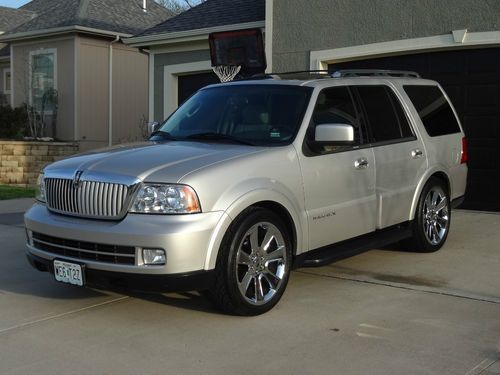 2005 lincoln navigator loaded 5.4 4x4 3-row power seats leather silver/grey l@@k