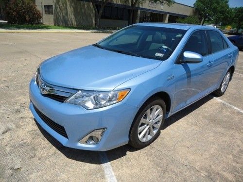 2012 toyota camry hybrid  xle, 2k miles only, $$ save