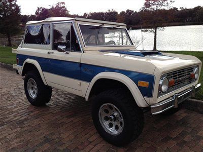 1977 ford bronco*soft top*hard top*backup camera*a/c*4x4*auto*350*