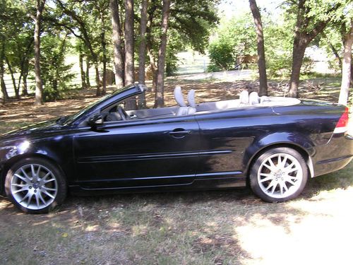 2006 volvo c70 convertible w/extended warranty &amp; manual transmission.  vgc !!