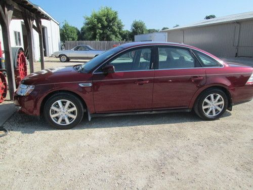 Ford taurus sel  leather remote start 83851 miles need nothing