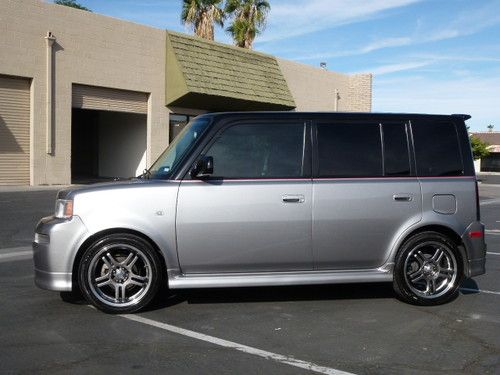 2006 scion xb custom painted and