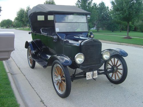 1925 ford model t touring car