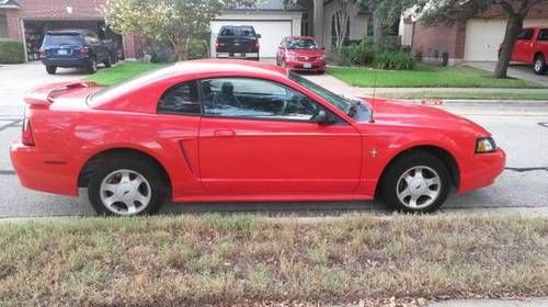 Great condition!! 2001 ford mustang gt coupe 2-door 4.6l