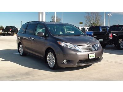 New 3.5l sienna limited. fully loaded