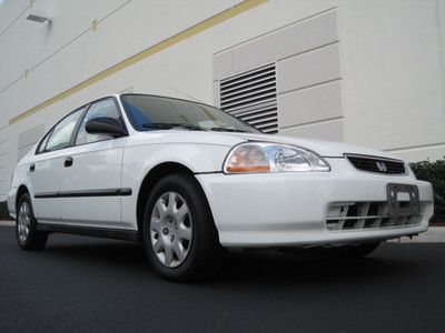 Stunning honda civic with 56k original miles female driven s. fla car from new