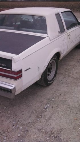 Buick turbo t-type rare vinal top and sunroof