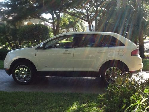 Lincoln mkx limited model low miles one owner