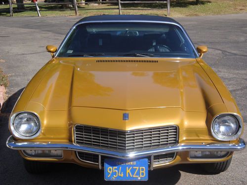 1970 chevrolet camaro sport coupe camaro gold, black vinyl top