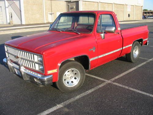 1982 silverado shortbox, 454 bb fully loaded with ac, cruise and pw, rust free