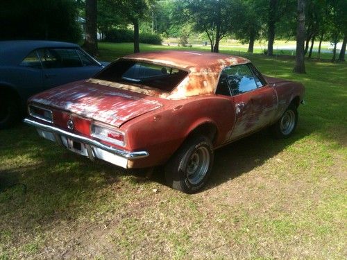 1967 camaro with rare bench seat and fold down rear seat no engine or trans.
