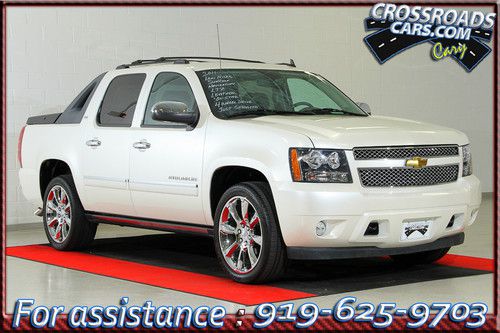 2011 avalanche ltz 4x4 dvd navigation leather sunroof htd &amp; cooled seats crcars