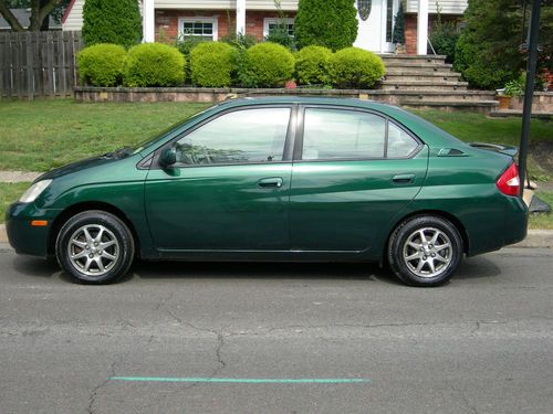 Toyota prius automatic,40 mpg,clean,no reserve