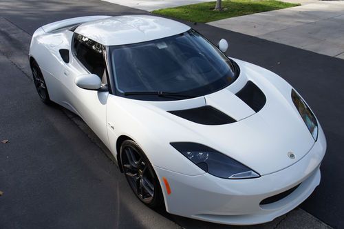 2011 lotus evora - aspen white/black interior - sport/tech/heated seats
