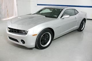 12 camaro coupe, 3.6l v6, auto, cloth, pwr equip, cruise, paddle shifters,clean!