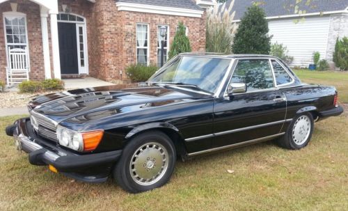 1989 mercedes benz 560 sl convertible, rare triple black, 2 tops, nice condition