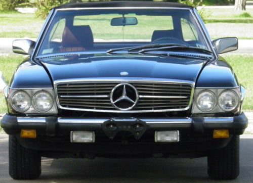 Mercedes benz 1985 380sl  2 tops  unique color combo