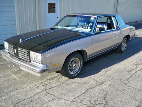 1979 oldsmobile cutlass calais 32,543 actual miles! rare options! rare color!