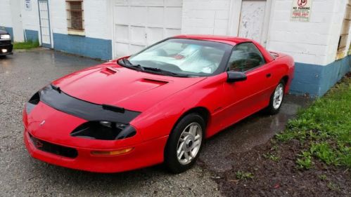 1994 red chevy camaro - 5 speed - clean title - custom stereo