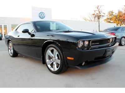 R/t coupe 5.7l cd 4 wheel disc brakes abs brakes am/fm radio air conditioning