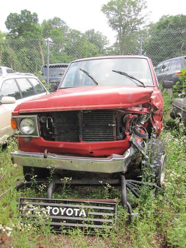 1985 toyota land cruiser fj6 red vintage collision - good for parts!