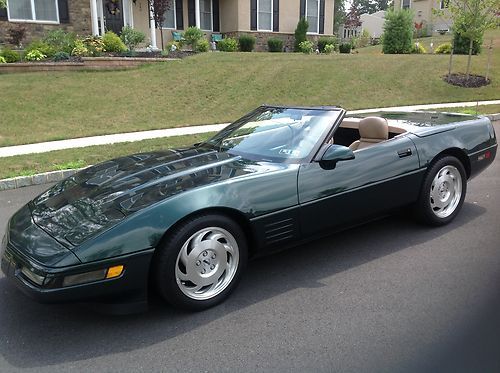 1993 chevrolet 40th anniversary corvette convertible...31k miles! beautiful car