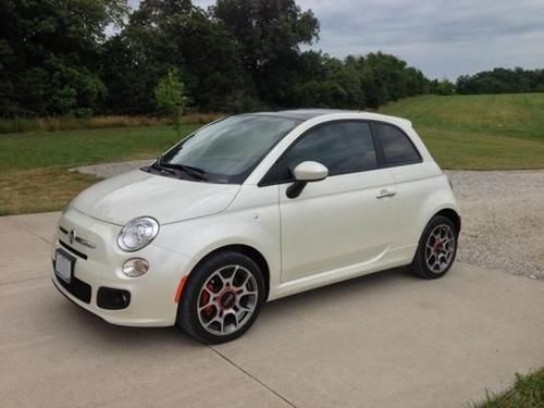 2012 fiat 500 sport, loaded with everything but miles!