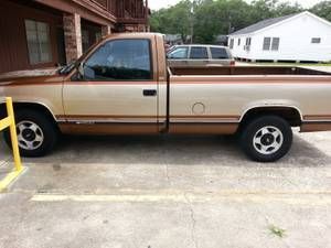 A nice 1990 single cab/long bed chevy 1500