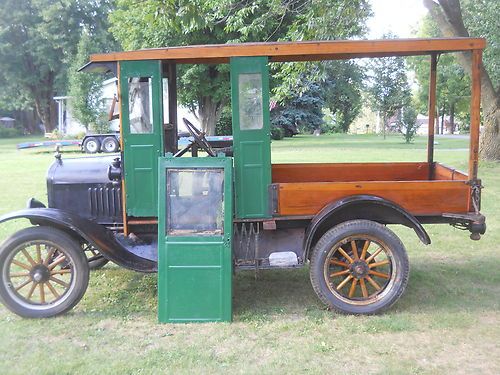 1925 ford model t depot wagon,original  "martin and parry mfg"